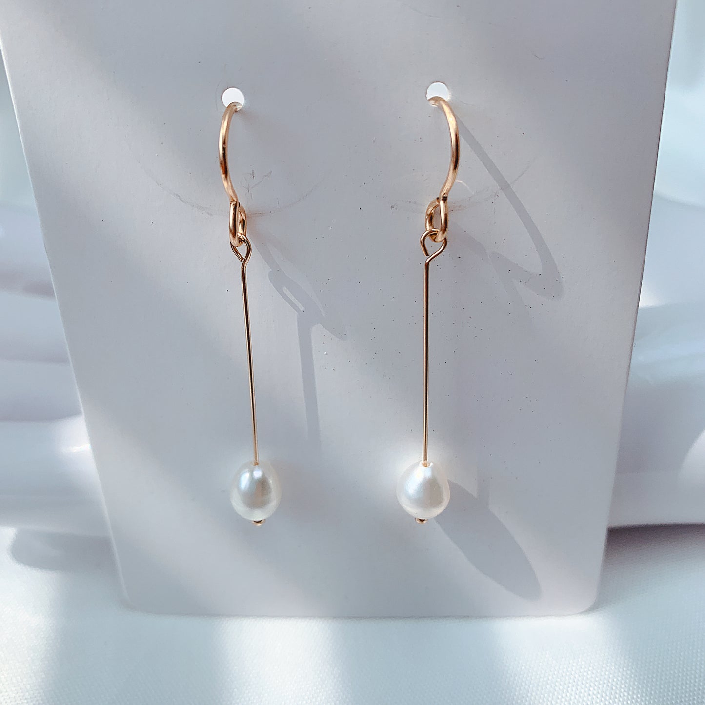 Lily Pearl Earrings